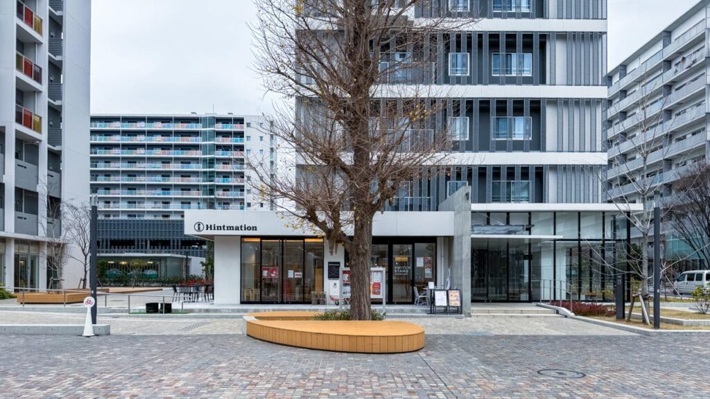 マンホールカードを配布しているヌーヴェル赤羽台１５号棟の外観